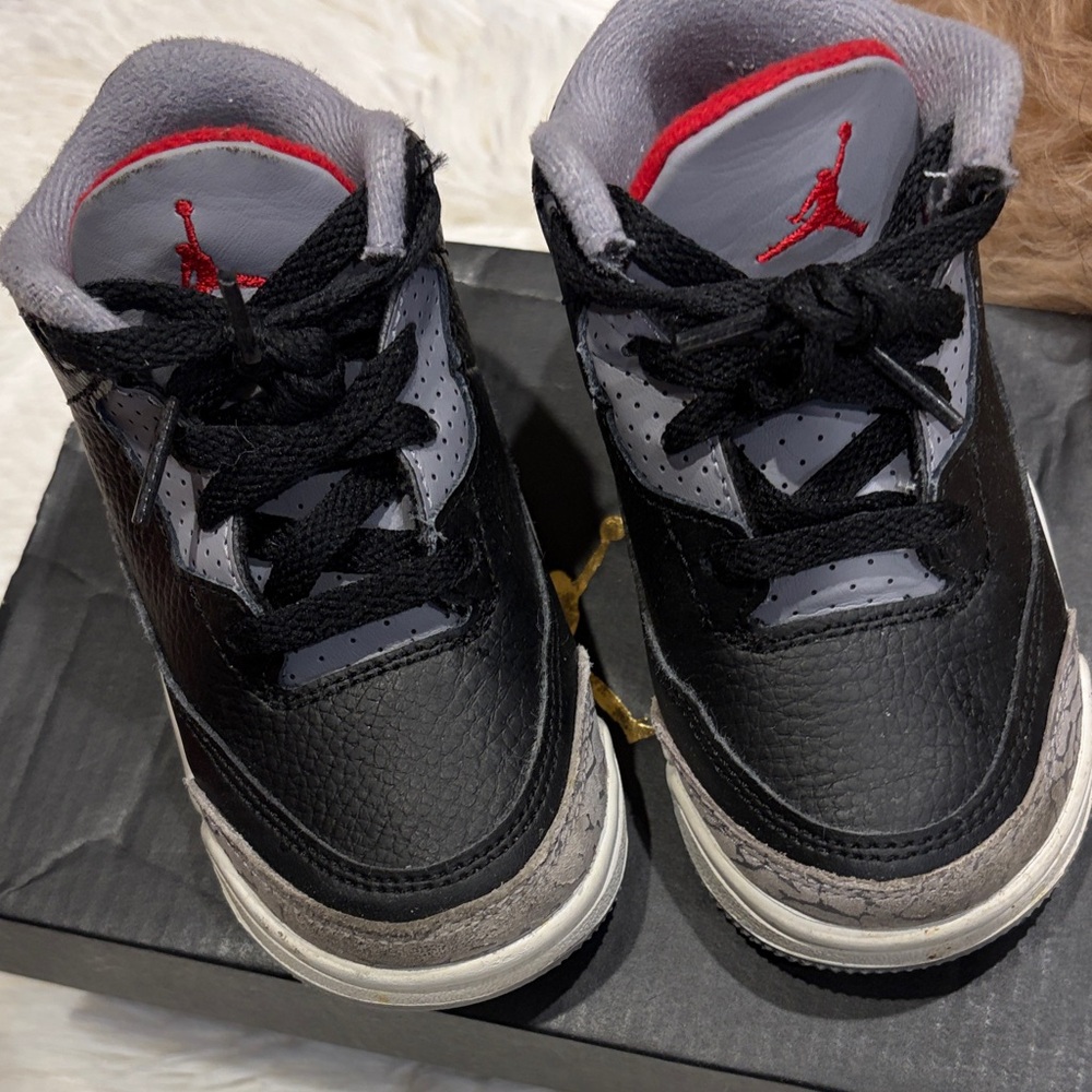 Kids Black and Gray Basketball Sneakers with Red Accent